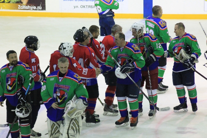 В Клинцах открылся сезон НХЛ в дивизионе «Любитель 40+»