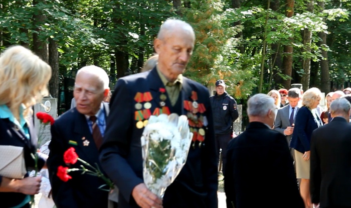 Жители города Клинцы отметили День освобождения от немецко-фашистских захватчиков