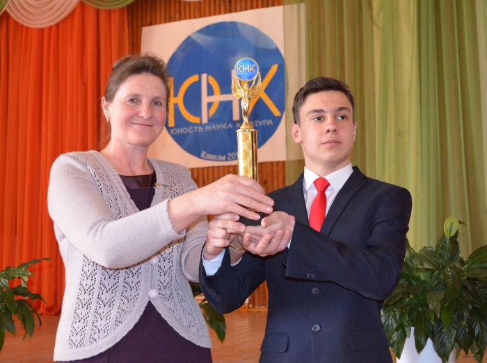 Клинцовские педагоги достойно выступили на региональном этапе конкурса профессионального мастерства