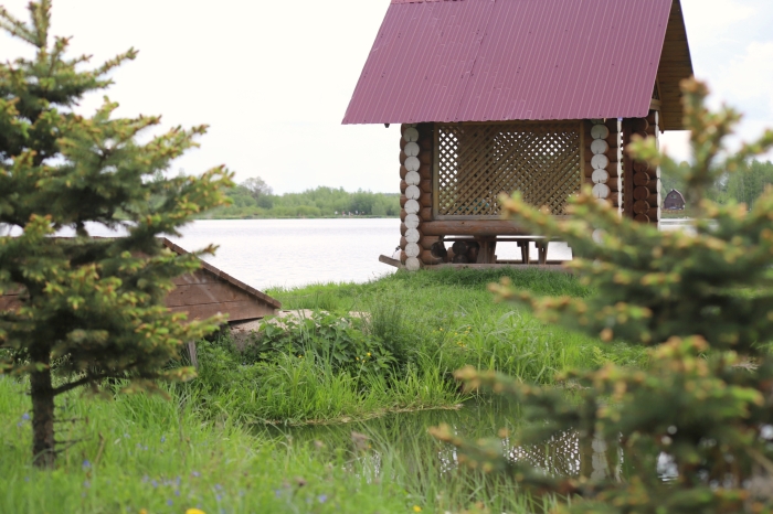 «Лесное озеро» - идеальное место для любителей рыбалки, активного отдыха и природы