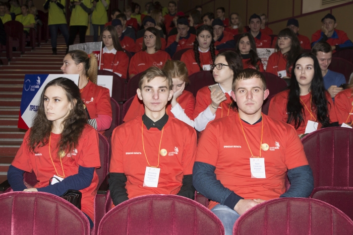 «Клинцовский индустриально-педагогический колледж» участвует в чемпионате «Молодые профессионалы»