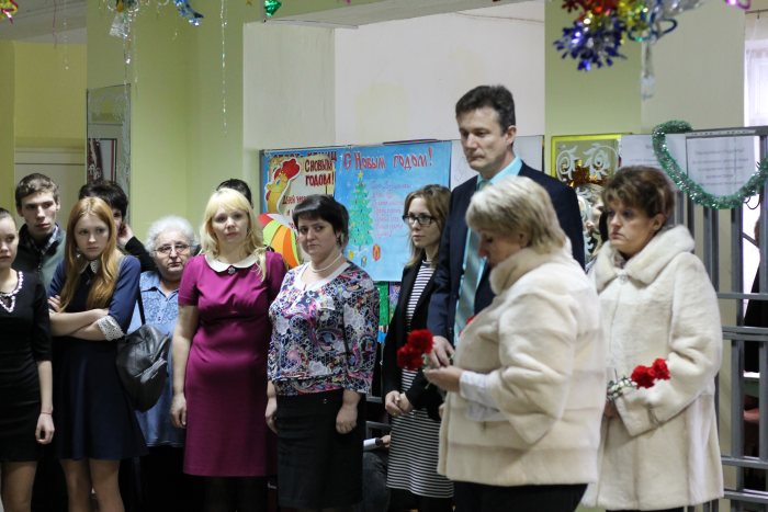 В городе Клинцы почтили память погибших при крушении Ту-154