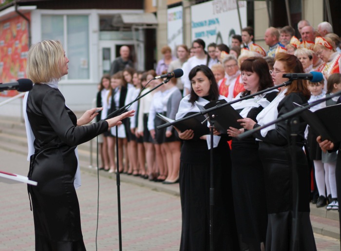 В Клинцах состоялся хоровой праздничный концерт, посвященный празднованию Дня славянской письменности и культуры