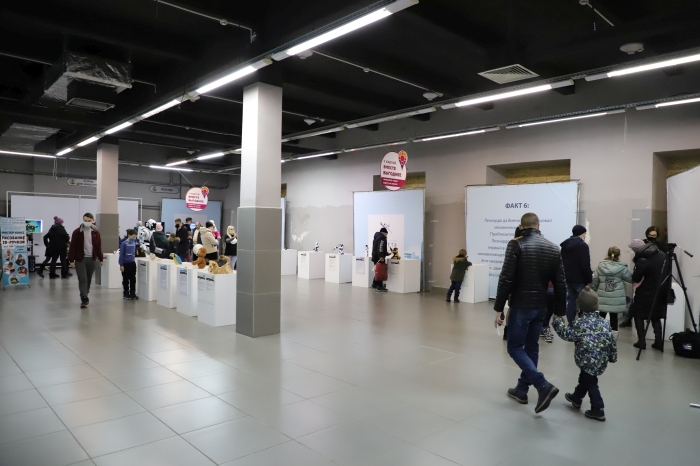 В Клинцах открылась научно-интерактивная выставка «Планета роботов»