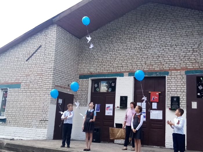 В Клинцовском районе состоялась акция «Голубь мира – Голубь Победы»