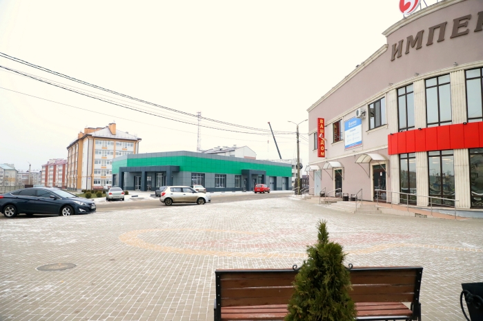 В Клинцах готовится к открытию новый торговый центр