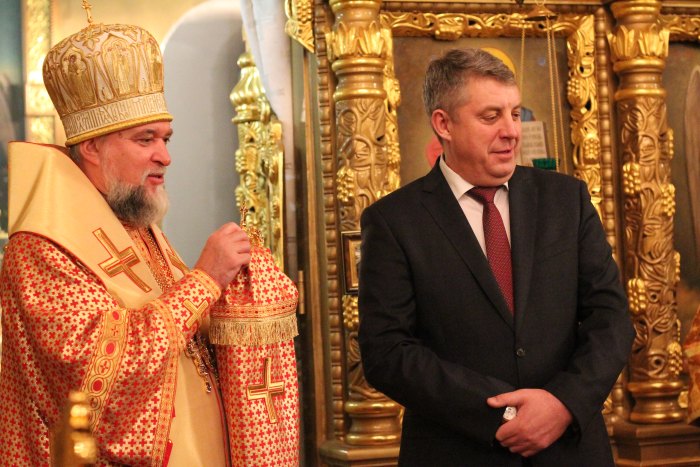 Губернатор Брянской области встретил Рождество в Петропавловском соборе города Клинцы