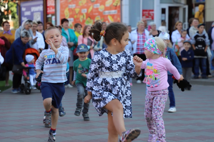 День семьи, любви и верности отмечают в Клинцах