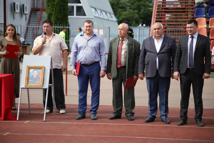 В Клинцах проходит XIX международный турнир по футболу, посвященный памяти Героя России Валерия Шкурного