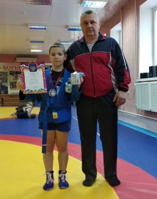 В Клинцах прошло открытое первенство по самбо
