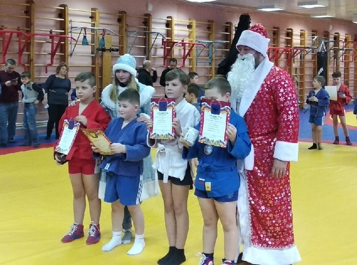 В Клинцах прошло открытое первенство по самбо