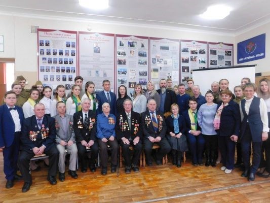 Горсовет принял решение - наградить медалью «За вклад в развитие города Клинцы» В.В. Шлыка
