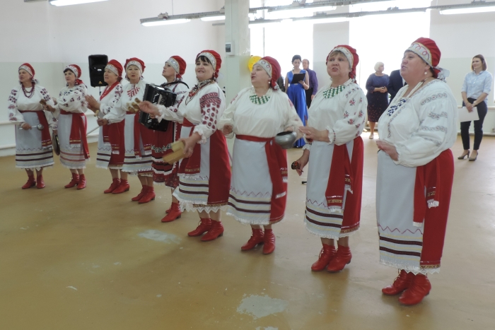 В Клинцах отметили День работников текстильной и лёгкой промышленности