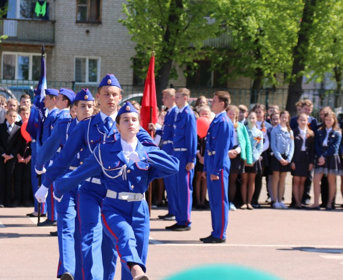 В образовательных учреждениях города Клинцы проходят торжественные мероприятия, посвященные «Дню Победы»