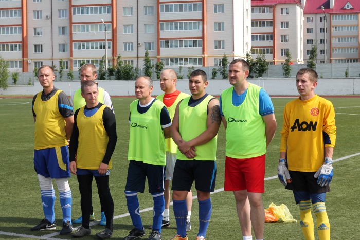 В Клинца проходит международный турнир по футболу, посвященный памяти Героя России В.И. Шкурного