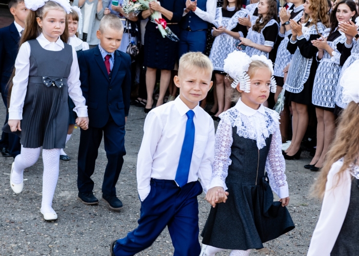 2 сентября в Клинцах прошли праздничные линейки, посвященные Дню знаний