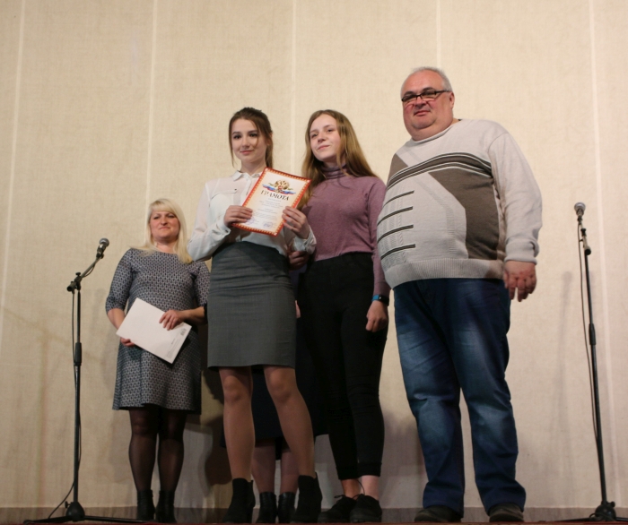 В Клинцах прошло награждение победителей фестиваля «Театр на школьной сцене»