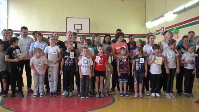 В Клинцах состоялась семейная эстафета «Всей семьёй к ГТО»