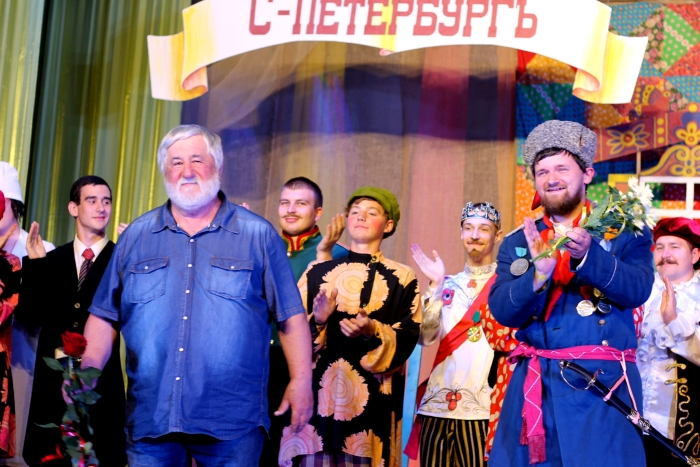 В Клинцах состоялась премьера спектакля «Тульский секрет» (фотоотчет)