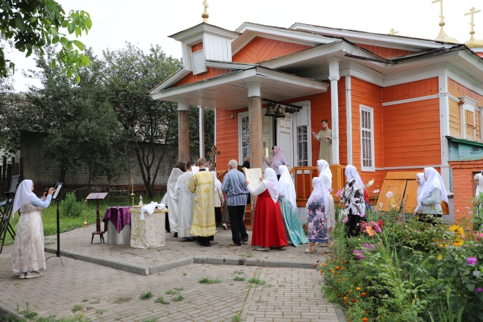 Храм Преображения Господня в Клинцах отметил престольный праздник 