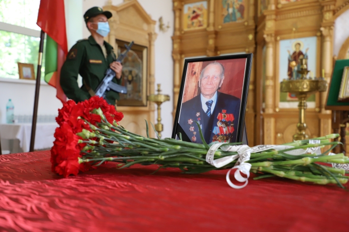 В Клинцах прощаются с участником штурма Берлина, «Почетным гражданином города Клинцы» Павлом Георгиевичем Степановым