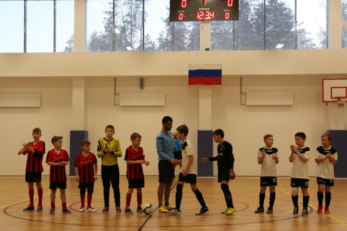 В Клинцах прошел турнир по мини-футболу памяти Героя России Валерия Шкурного