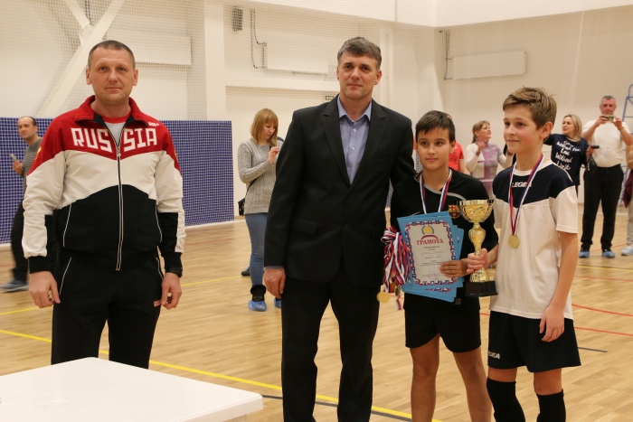 В Клинцах прошел турнир по мини-футболу памяти Героя России Валерия Шкурного