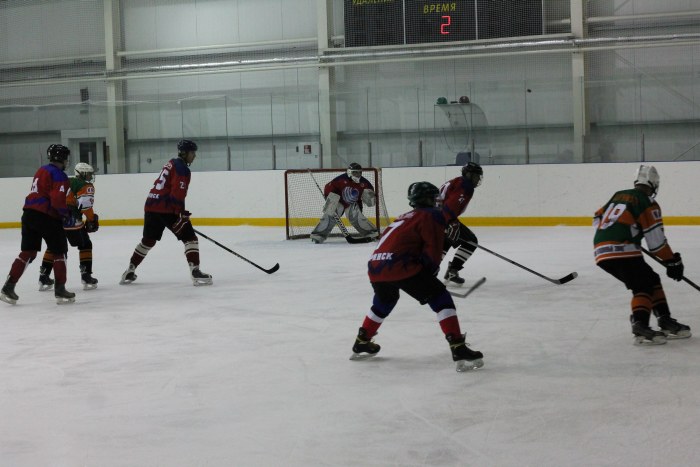 В рамках НХЛ в городе Клинцы состоялся матч «ХК Клинцы» - «Технодом»