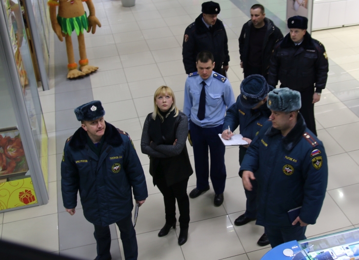 Прокуратура в Клинцах начала проверять торговые центры