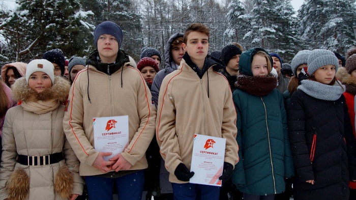 В Клинцах прошел большой юнармейский слет, посвященный памяти Героя Российской Федерации Андрея Карлова