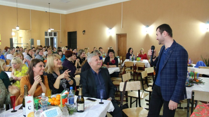 В Клинцах состоялся городской фестиваль педагогов «Вы-уникальны!»