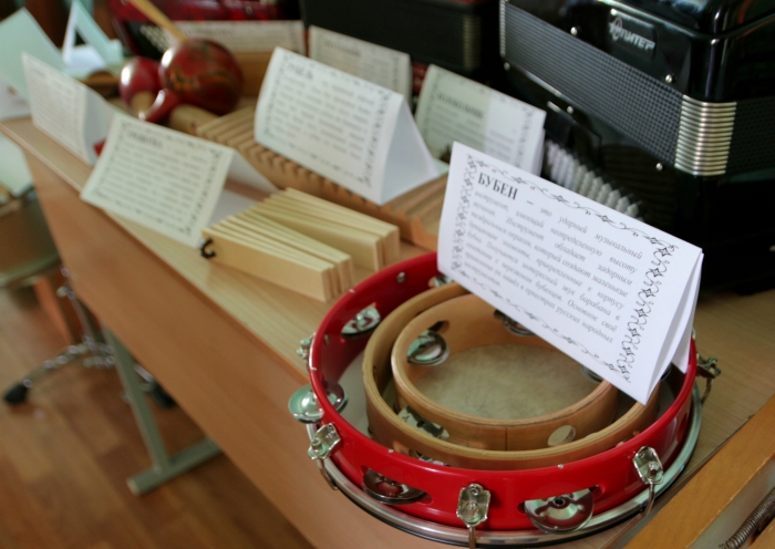 В Клинцах состоялась выставка музыкальных инструментов