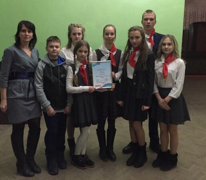Клинцовские волонтеры стали победителями в номинации «Помощь детям» на областном фестивале добровольцев