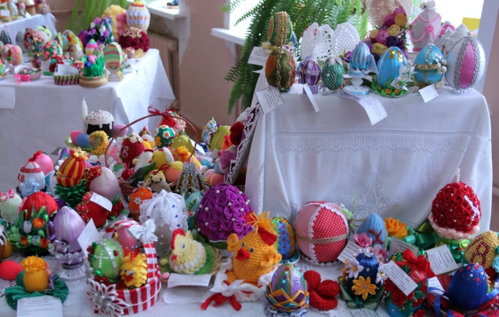 В Клинцах открылась выставка «Пасхальное яйцо - 2018»