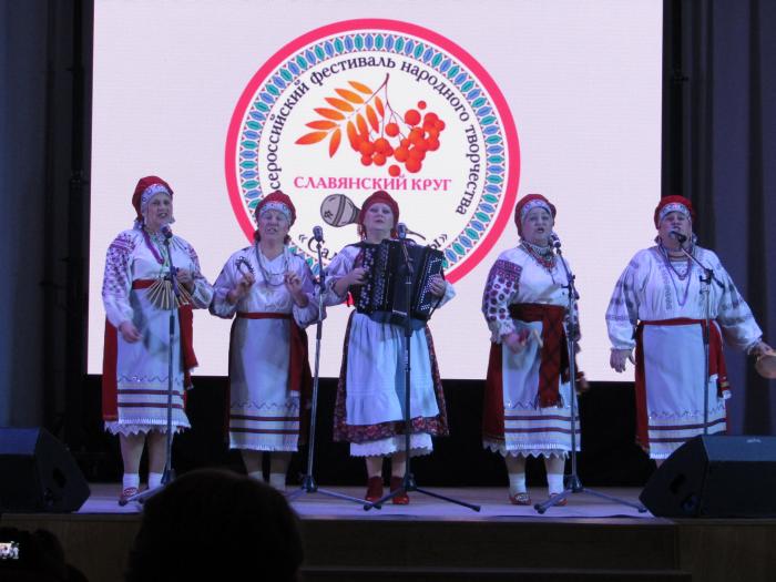 "Веселые девчата" из Клинцов успешно выступили на фестивале в Ростовской области