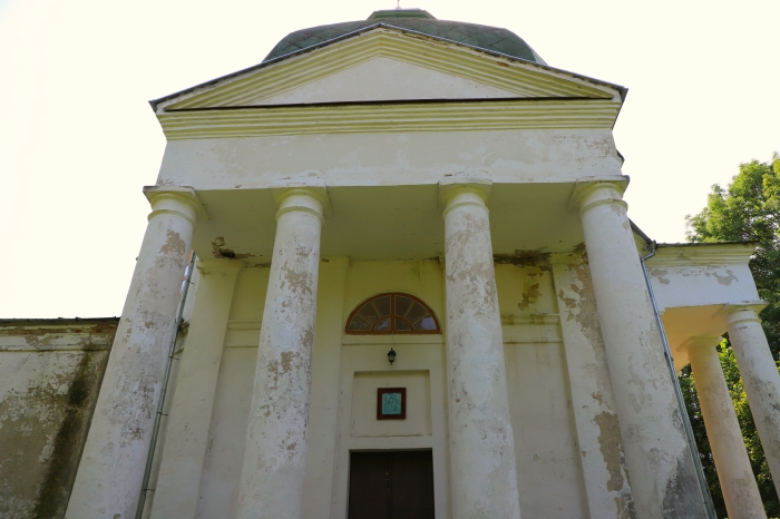 Внутренний туризм: Церковь Николая Чудотворца в с. Высокое Мглинского района