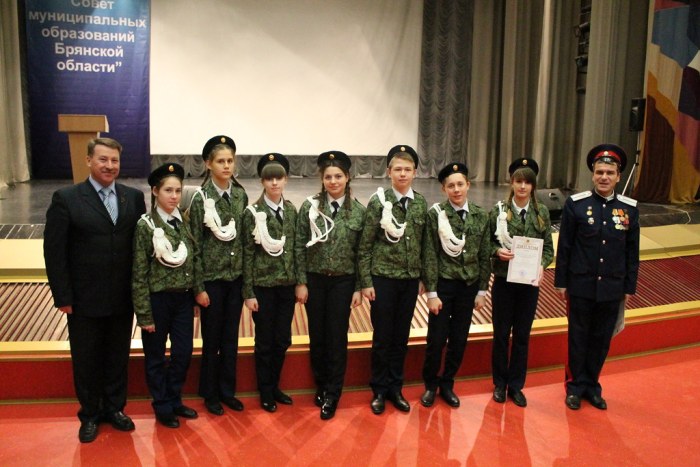 Клинцовские юнармейцы заняли призовое место на областных соревнованиях