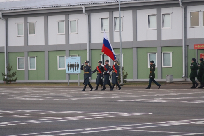 В Клинцах состоялась церемония вручения Боевого знамени войсковой части 