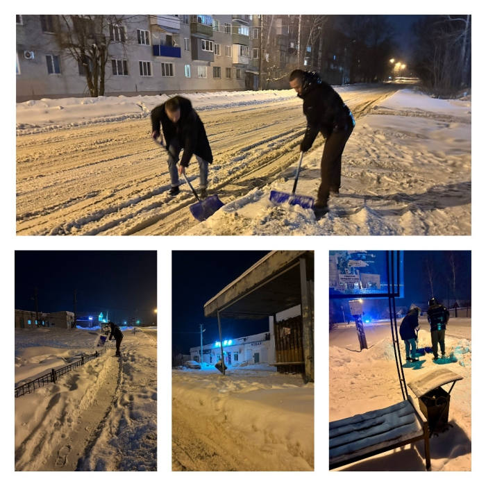 В Клинцах волонтеры очистили от снега несколько остановок общественного транспорта