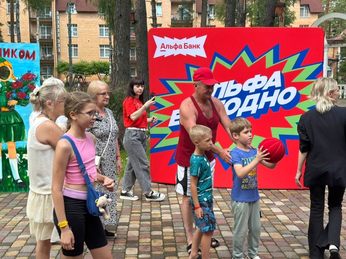 Спортивный фестиваль объединил семьи в санатории «Затишье» перед Днем ВМФ