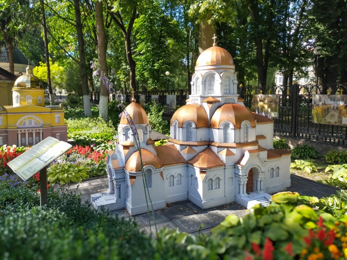 Путешествие в прошлое и настоящее православных храмов Гомельщины