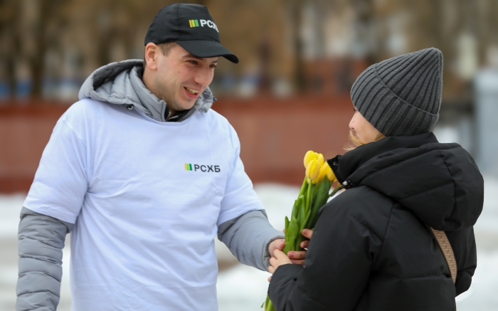 «Весенний комплимент» для клинчанок в преддверии 8 Марта