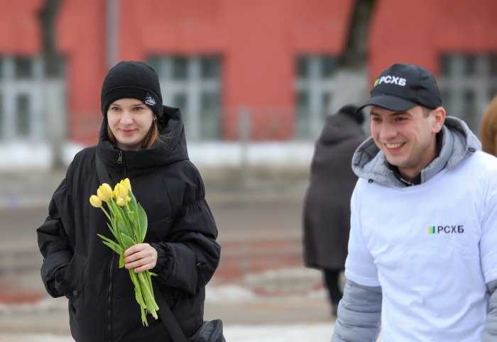 «Весенний комплимент» для клинчанок в преддверии 8 Марта