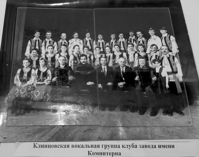 В Клинцовском краеведческом музее открылась выставка «Зажечь сердца – великое призванье»