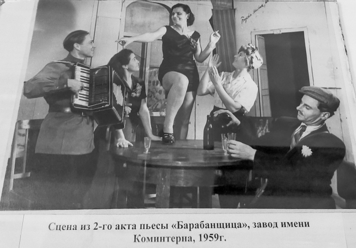 В Клинцовском краеведческом музее открылась выставка «Зажечь сердца – великое призванье»