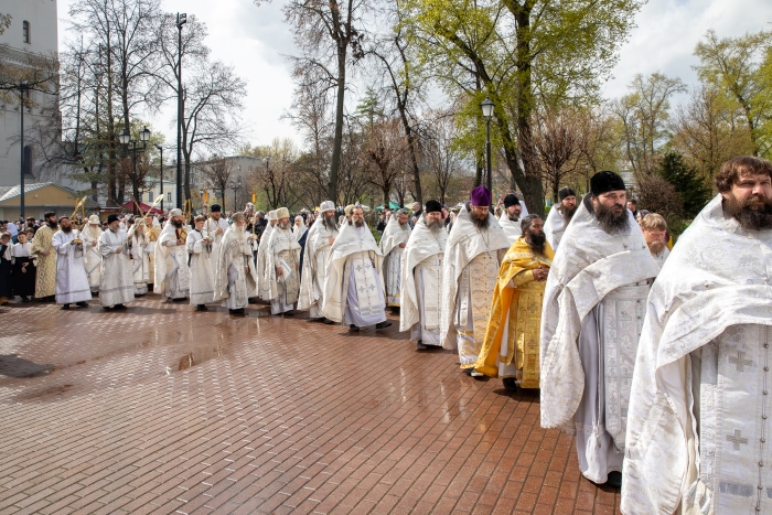 Делегация из Клинцов приняла участие в празднике святых жен-мироносиц в Москве