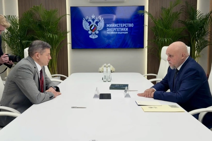 Курс на прагматику и развитие: как врио губернатора Егор Ковальчук представил Брянскую область на ПМЭФ 2026