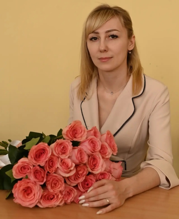 Клинчанка Людмила Ксендзова представит Брянскую область на окружном этапе всероссийского конкурса «Лучший преподаватель детской школы искусств»
