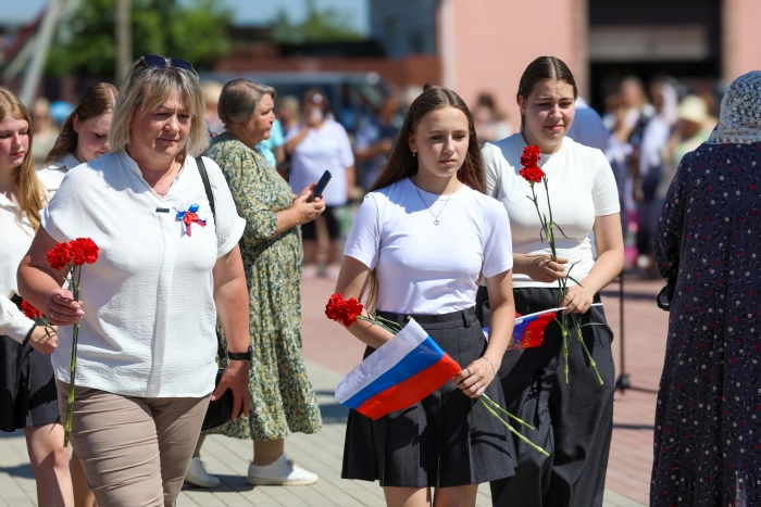 Пожарные ликвидировали возгорание сарая в Клинцовском районе