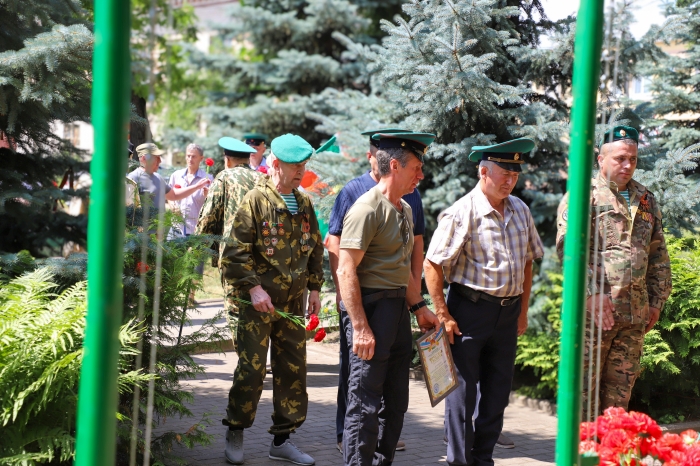 В Клинцах отметили День рождения «зелёной фуражки»